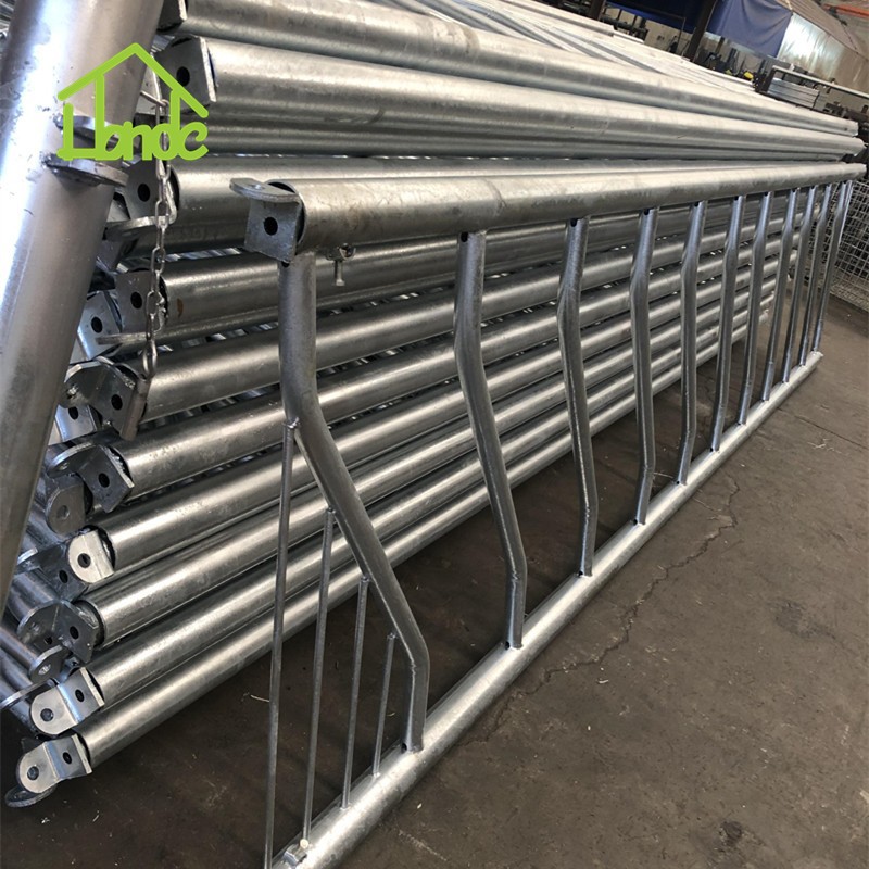 Diagonal Cattle Feed Barriers high quality