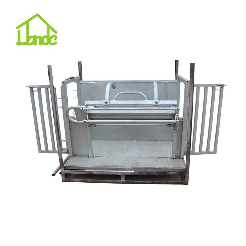 Easy Handling Galvanized Sheep Turnover suppliers