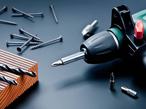 Electric drill with drill bits Electric drill with drill bits