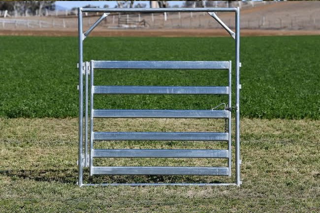 Adjustable Cattle Yard Gate Adjustable Cattle Yard Gate