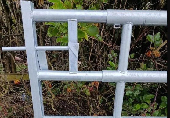 5-Bar Adjustable Cattle Gate 5-Bar Adjustable Cattle Gate