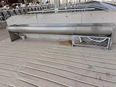 Heating Cattle Water Troughs Heating Cattle Water Troughs