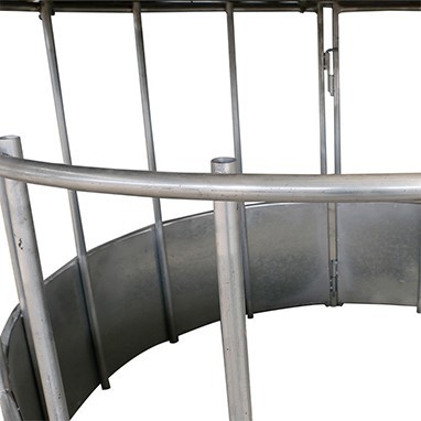 Cattle Hay Feeder With Covered Cattle Hay Feeder With Covered